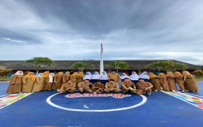 Upacara dan Pengumuman Kejuaraan Oktober Ceria serta Fashion Show Sekolah